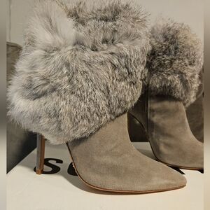 Schutz Henrietta Bootie Size 7, Suede and rabbit fur, Mouse grey